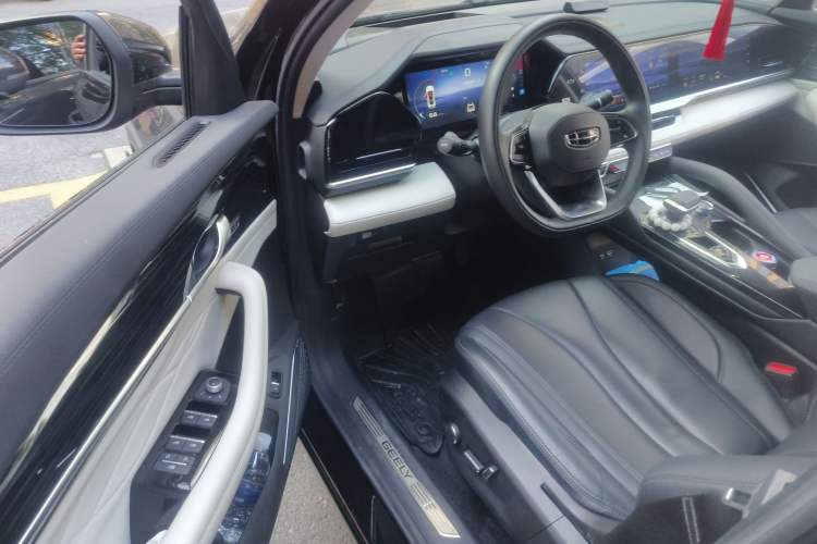 Used Geely Auto Monjaro L 2023 2.0TD High-Power Automatic Two-Wheel Drive Flagship Version Driver Seat