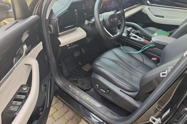 Used Geely Auto Monjaro L 2023 2.0TD High-Power Automatic Two-Wheel Drive Flagship Version Driver Seat