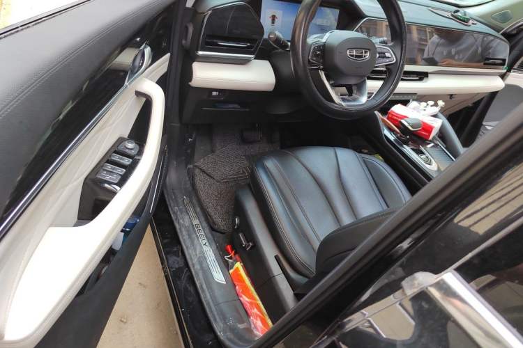 Used Geely Auto Monjaro L 2023 2.0TD High-Power Automatic Two-Wheel Drive Flagship Version Driver Seat