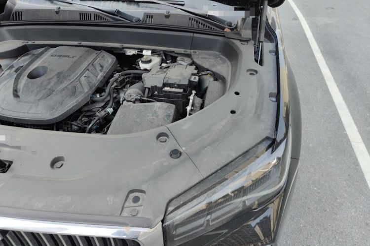 Used Geely Auto Monjaro L 2023 2.0TD High-Power Automatic Two-Wheel Drive Flagship Version Engine Bay Left