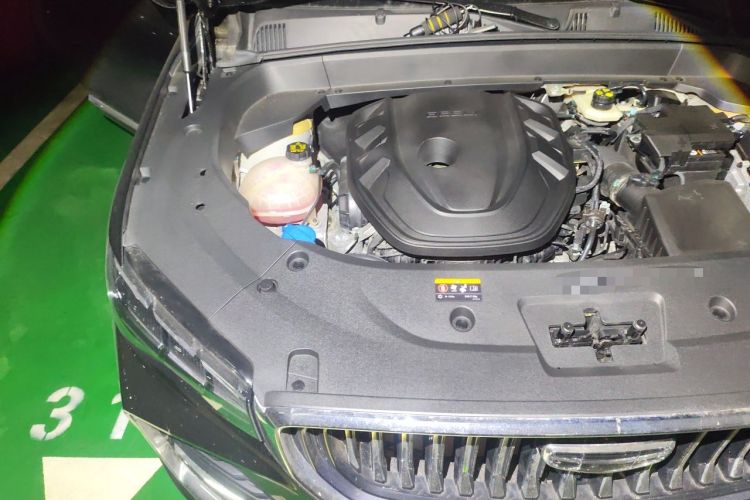 Used Geely Auto Monjaro L 2023 2.0TD High-Power Automatic Two-Wheel Drive Flagship Version Engine Bay Right