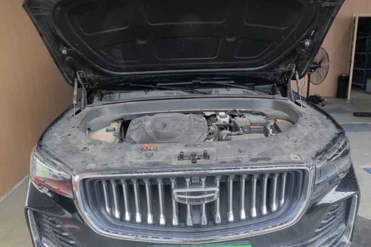 Used Geely Auto Monjaro L 2023 2.0TD High-Power Automatic Two-Wheel Drive Flagship Version Engine Bay