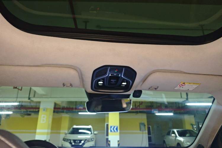Used Geely Auto Monjaro L 2023 2.0TD High-Power Automatic Two-Wheel Drive Flagship Version Headliner