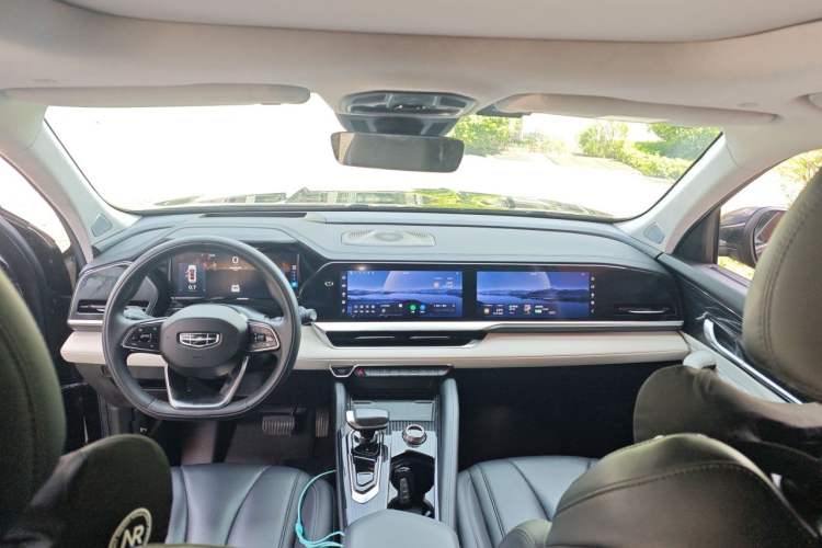 Used Geely Auto Monjaro L 2023 2.0TD High-Power Automatic Two-Wheel Drive Flagship Version Headliner