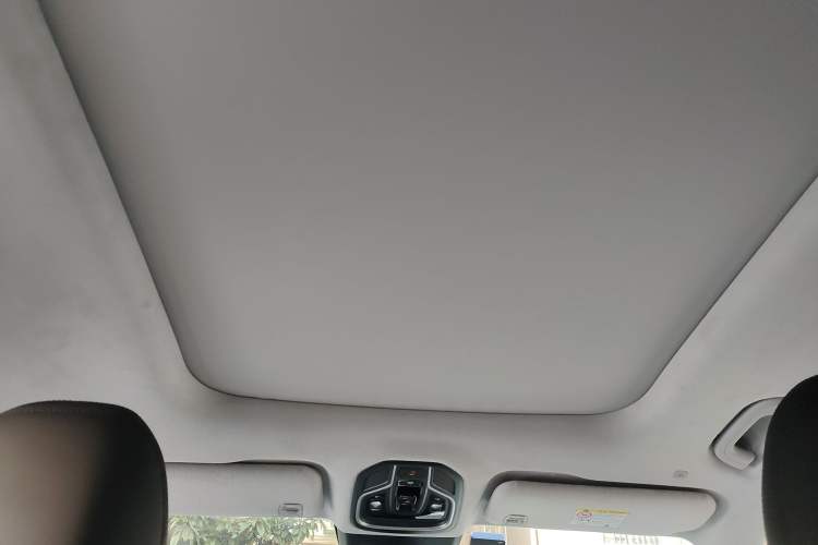 Used Geely Auto Monjaro L 2023 2.0TD High-Power Automatic Two-Wheel Drive Flagship Version Headliner