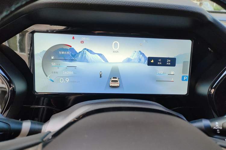 Used Geely Auto Monjaro L 2023 2.0TD High-Power Automatic Two-Wheel Drive Flagship Version Instrument Cluster