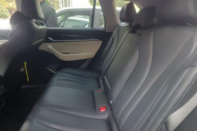Used Geely Auto Monjaro L 2023 2.0TD High-Power Automatic Two-Wheel Drive Flagship Version Left Rear Seat