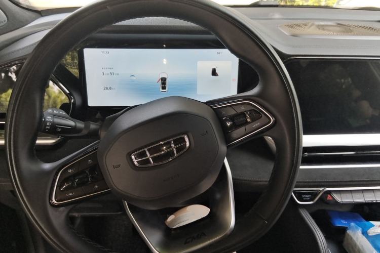 Used Geely Auto Monjaro L 2023 2.0TD High-Power Automatic Two-Wheel Drive Flagship Version Steering Wheel
