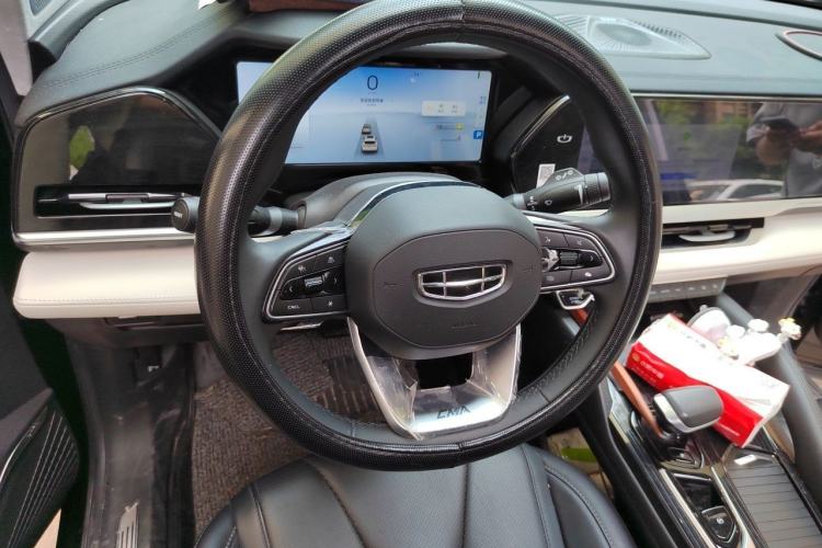 Used Geely Auto Monjaro L 2023 2.0TD High-Power Automatic Two-Wheel Drive Flagship Version Steering Wheel