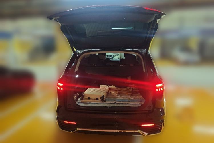 Used Geely Auto Monjaro L 2023 2.0TD High-Power Automatic Two-Wheel Drive Flagship Version Trunk