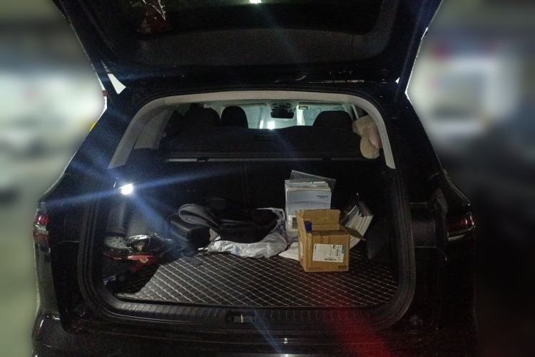 Used Geely Auto Monjaro L 2023 2.0TD High-Power Automatic Two-Wheel Drive Flagship Version Trunk