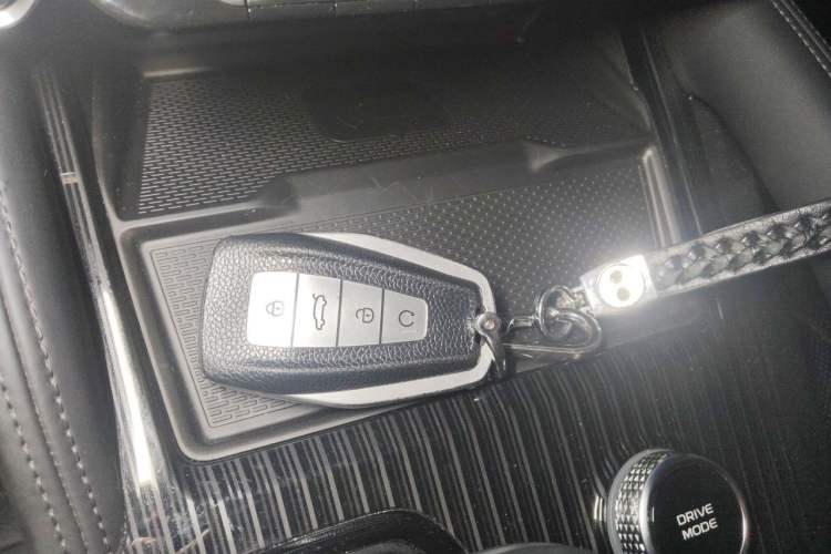 Used Geely Auto Monjaro L 2023 2.0TD High-Power Automatic Two-Wheel Drive Flagship Version Vehicle Key