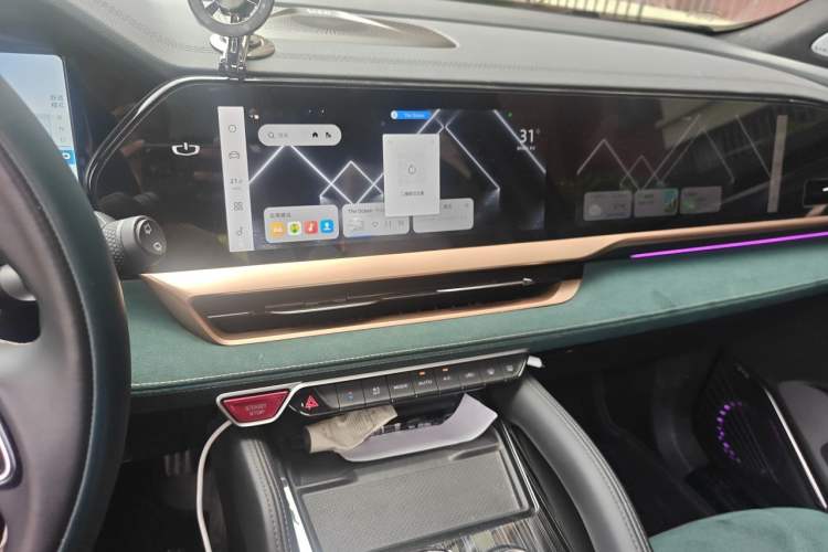 Used Geely Auto Monjaro L 2023 2.0TD High-Power Automatic Two-Wheel Drive Flagship Version Audio And AC Panel