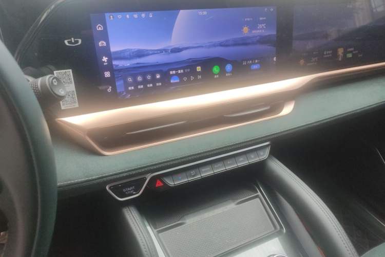 Used Geely Auto Monjaro L 2023 2.0TD High-Power Automatic Two-Wheel Drive Flagship Version Audio And AC Panel