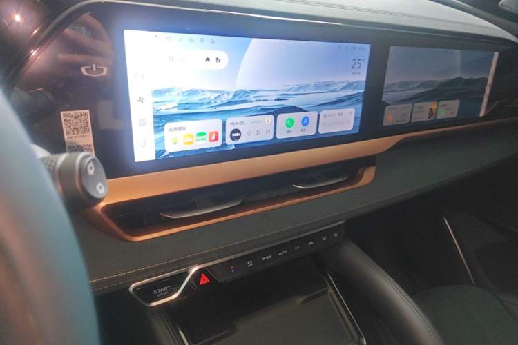 Used Geely Auto Monjaro L 2023 2.0TD High-Power Automatic Two-Wheel Drive Flagship Version Audio And AC Panel