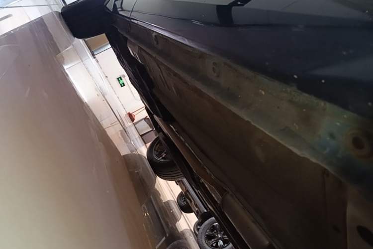 Used Geely Auto Monjaro L 2023 2.0TD High-Power Automatic Two-Wheel Drive Flagship Version Chassis Front Right