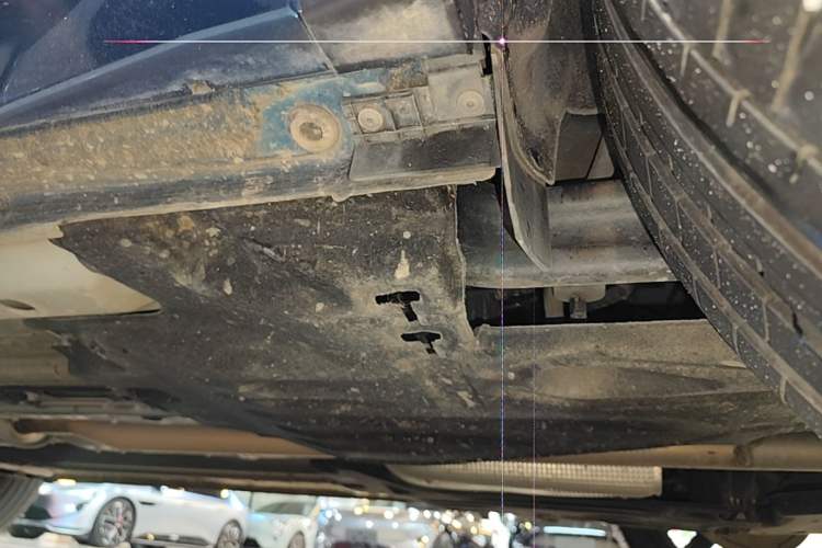 Used Geely Auto Monjaro L 2023 2.0TD High-Power Automatic Two-Wheel Drive Flagship Version Chassis Rear Left