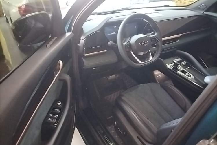 Used Geely Auto Monjaro L 2023 2.0TD High-Power Automatic Two-Wheel Drive Flagship Version Driver Seat