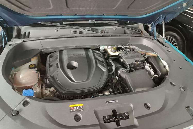 Used Geely Auto Monjaro L 2023 2.0TD High-Power Automatic Two-Wheel Drive Flagship Version Engine Bay