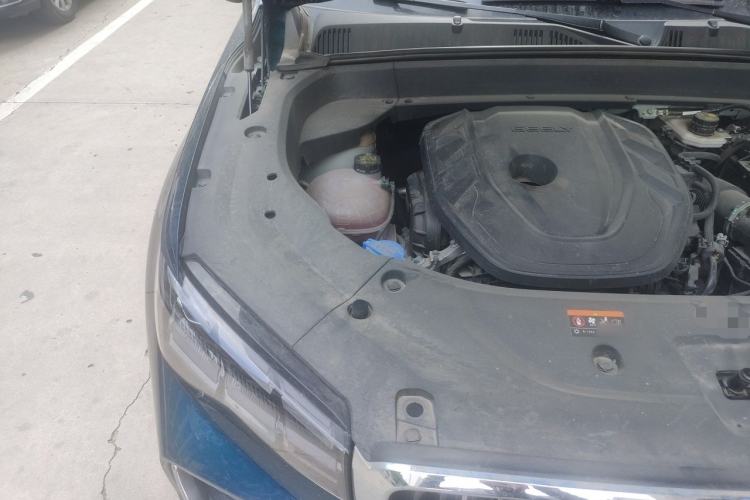 Used Geely Auto Monjaro L 2023 2.0TD High-Power Automatic Two-Wheel Drive Flagship Version Engine Bay Right