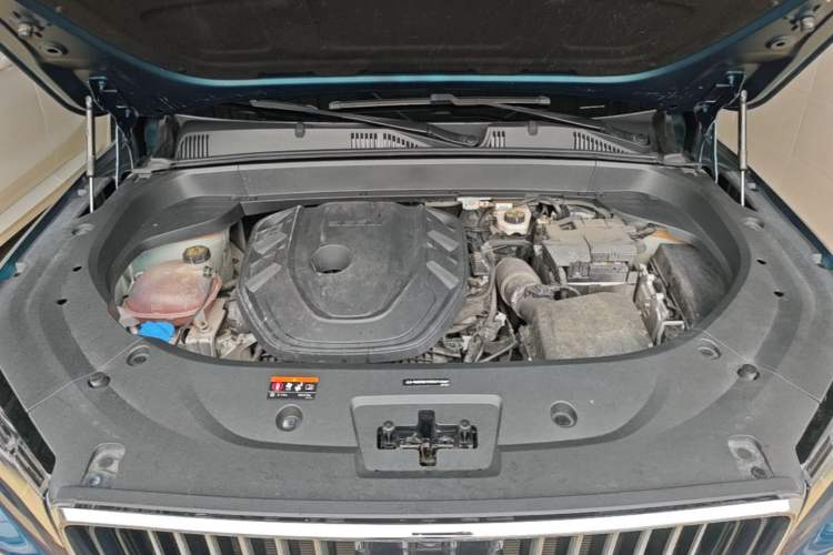 Used Geely Auto Monjaro L 2023 2.0TD High-Power Automatic Two-Wheel Drive Flagship Version Engine Bay