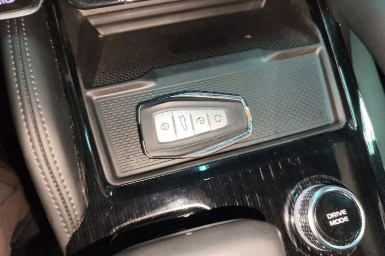 Used Geely Auto Monjaro L 2023 2.0TD High-Power Automatic Two-Wheel Drive Flagship Version Interior 1