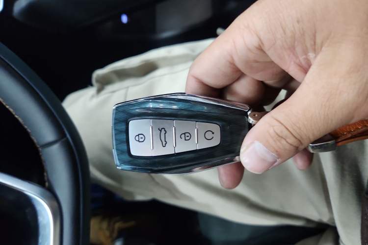 Used Geely Auto Monjaro L 2023 2.0TD High-Power Automatic Two-Wheel Drive Flagship Version Interior 1