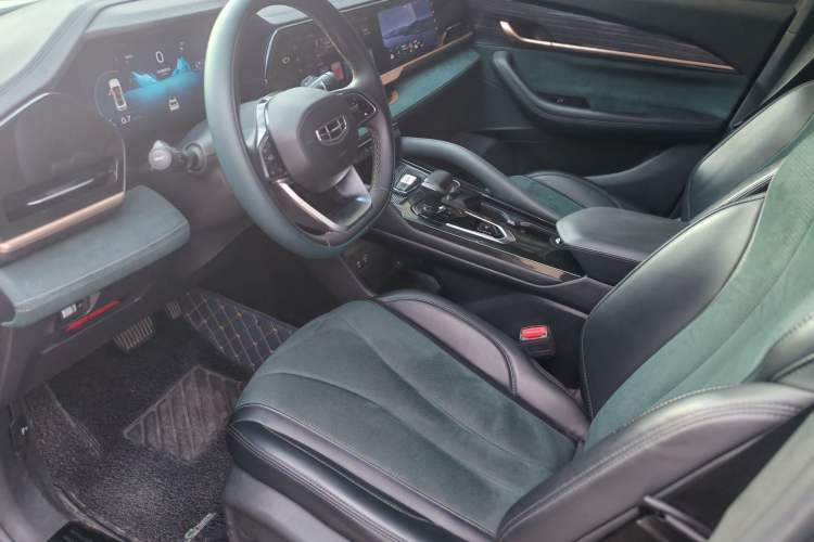 Used Geely Auto Monjaro L 2023 2.0TD High-Power Automatic Two-Wheel Drive Flagship Version Interior 2