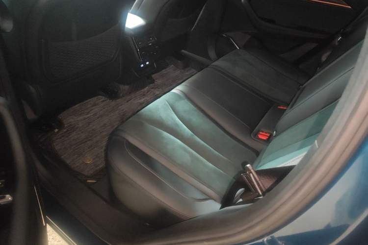 Used Geely Auto Monjaro L 2023 2.0TD High-Power Automatic Two-Wheel Drive Flagship Version Left Rear Seat