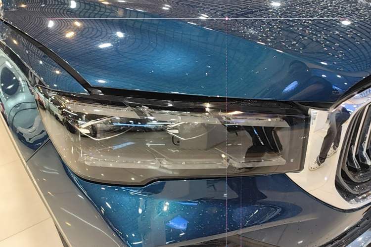Used Geely Auto Monjaro L 2023 2.0TD High-Power Automatic Two-Wheel Drive Flagship Version Right Front Headlight
