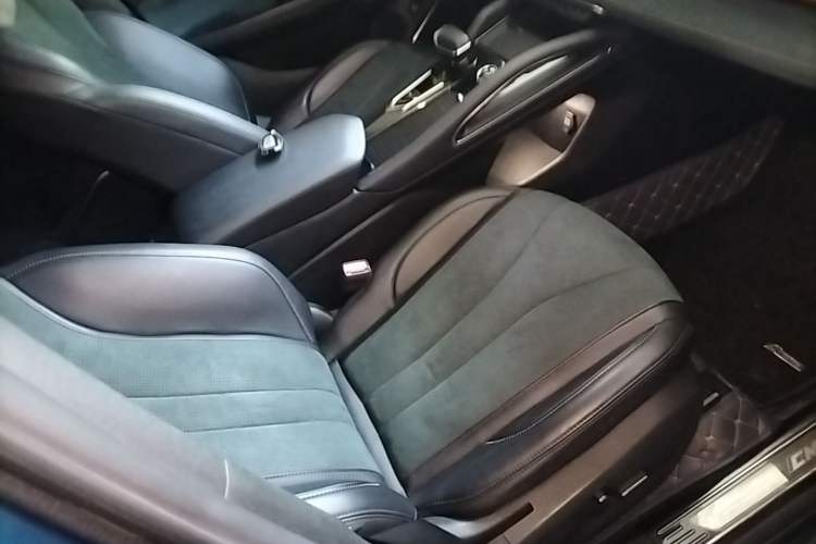 Used Geely Auto Monjaro L 2023 2.0TD High-Power Automatic Two-Wheel Drive Flagship Version Right Front Seat