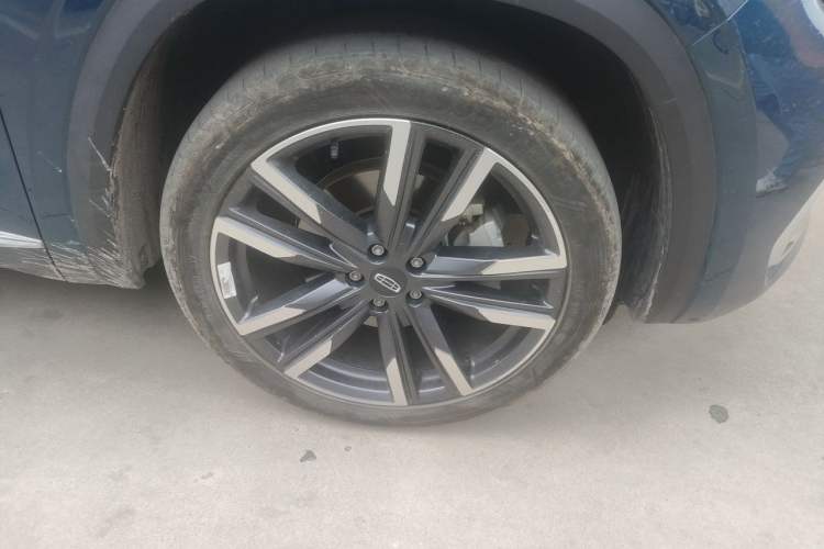 Used Geely Auto Monjaro L 2023 2.0TD High-Power Automatic Two-Wheel Drive Flagship Version Right Front Wheel Hub