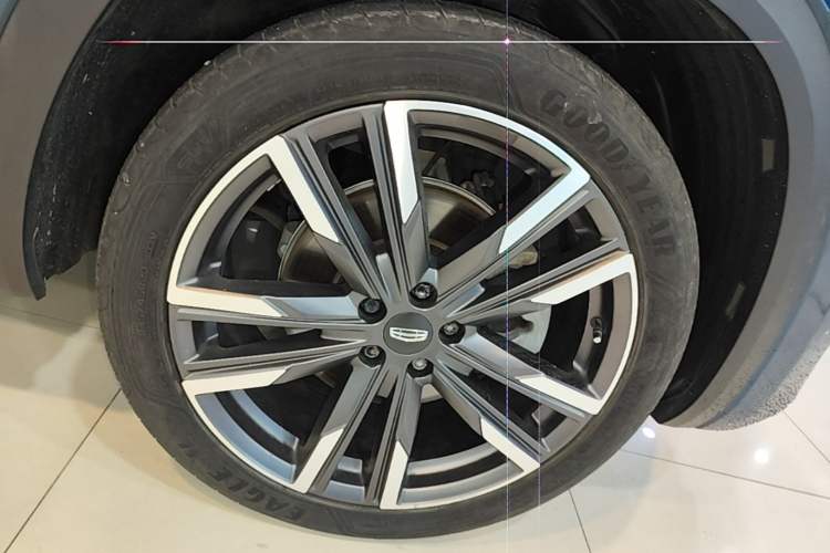 Used Geely Auto Monjaro L 2023 2.0TD High-Power Automatic Two-Wheel Drive Flagship Version Right Front Wheel Hub