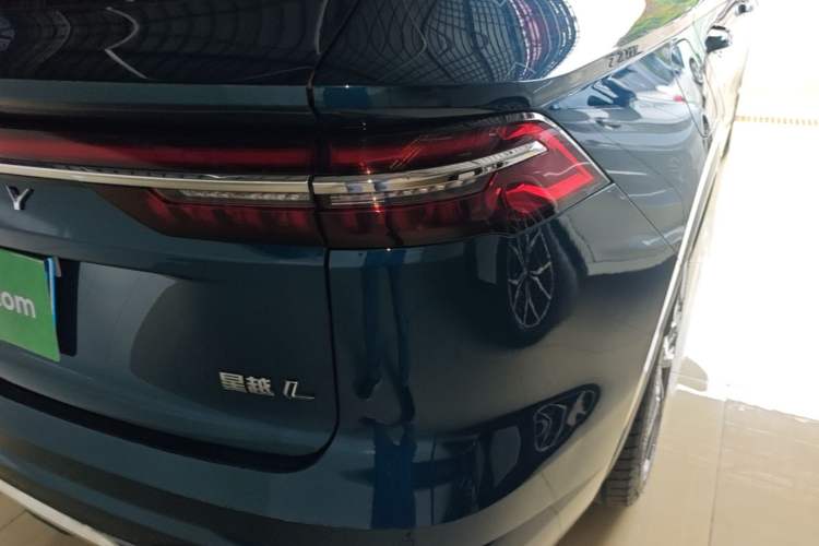 Used Geely Auto Monjaro L 2023 2.0TD High-Power Automatic Two-Wheel Drive Flagship Version Right Rear Taillight