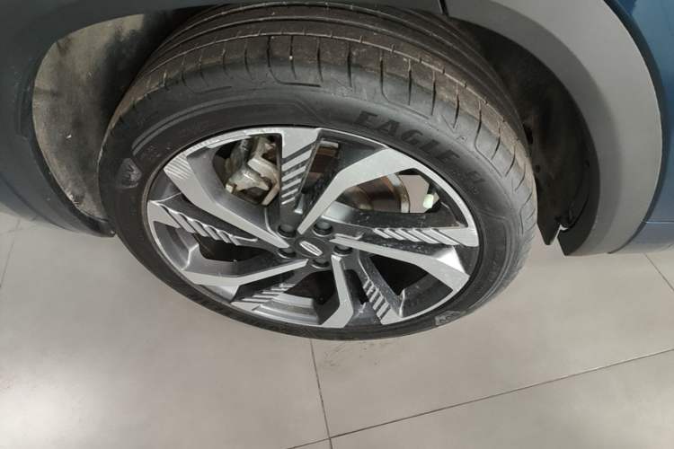 Used Geely Auto Monjaro L 2023 2.0TD High-Power Automatic Two-Wheel Drive Flagship Version Right Rear Wheel Hub