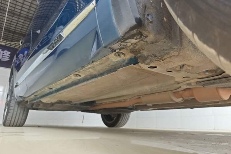 Used Geely Auto Monjaro L 2023 2.0TD High-Power Automatic Two-Wheel Drive Flagship Version Right Side Sill