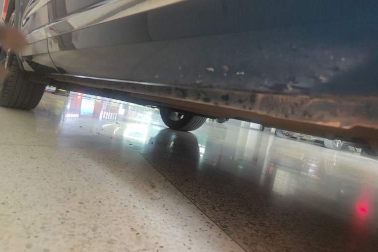 Used Geely Auto Monjaro L 2023 2.0TD High-Power Automatic Two-Wheel Drive Flagship Version Right Side Sill
