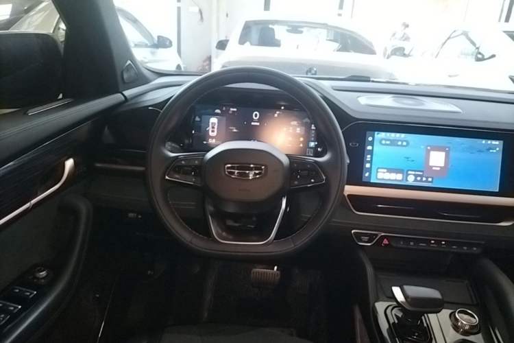 Used Geely Auto Monjaro L 2023 2.0TD High-Power Automatic Two-Wheel Drive Flagship Version Steering Wheel