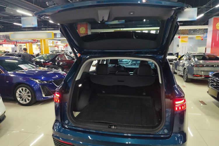 Used Geely Auto Monjaro L 2023 2.0TD High-Power Automatic Two-Wheel Drive Flagship Version Trunk