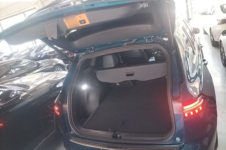 Used Geely Auto Monjaro L 2023 2.0TD High-Power Automatic Two-Wheel Drive Flagship Version Trunk
