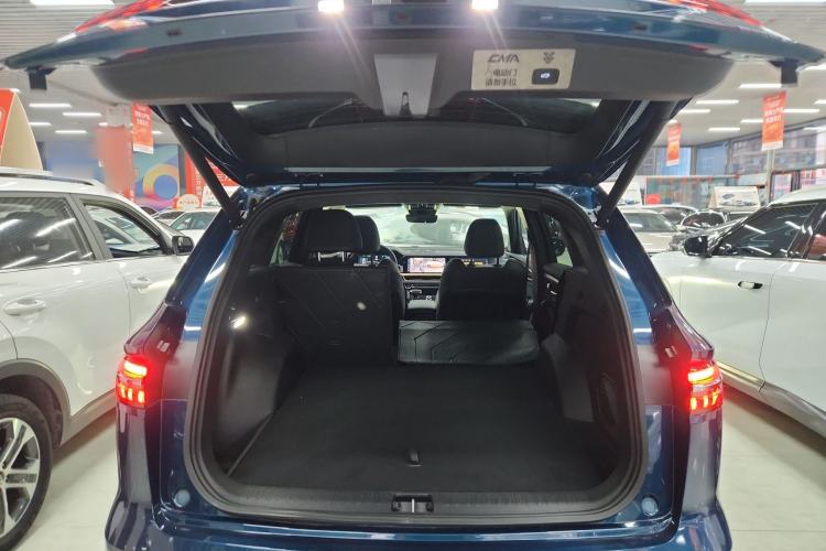 Used Geely Auto Monjaro L 2023 2.0TD High-Power Automatic Two-Wheel Drive Flagship Version Trunk