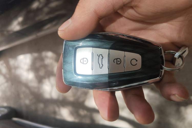 Used Geely Auto Monjaro L 2023 2.0TD High-Power Automatic Two-Wheel Drive Flagship Version Vehicle Key
