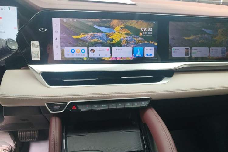 Used Geely Auto Monjaro L 2023 2.0TD High-Power Automatic Two-Wheel Drive Flagship Version Audio And AC Panel