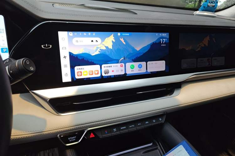 Used Geely Auto Monjaro L 2023 2.0TD High-Power Automatic Two-Wheel Drive Flagship Version Audio And AC Panel
