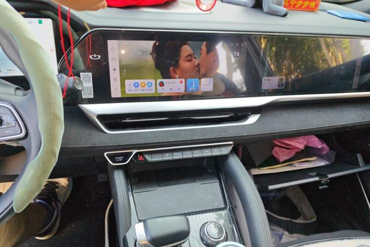 Used Geely Auto Monjaro L 2023 2.0TD High-Power Automatic Two-Wheel Drive Flagship Version Audio And AC Panel