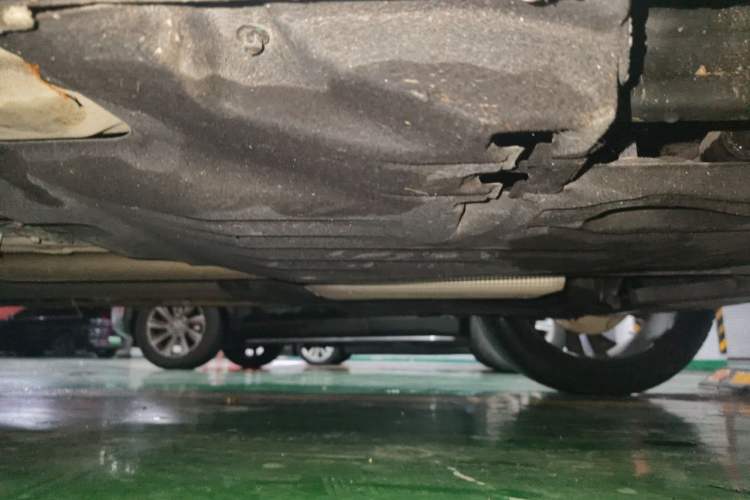 Used Geely Auto Monjaro L 2023 2.0TD High-Power Automatic Two-Wheel Drive Flagship Version Chassis Rear Left