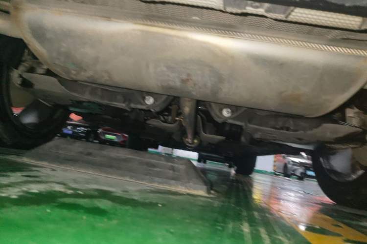 Used Geely Auto Monjaro L 2023 2.0TD High-Power Automatic Two-Wheel Drive Flagship Version Chassis Rear