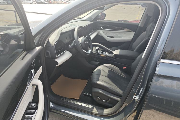 Used Geely Auto Monjaro L 2023 2.0TD High-Power Automatic Two-Wheel Drive Flagship Version Driver Seat