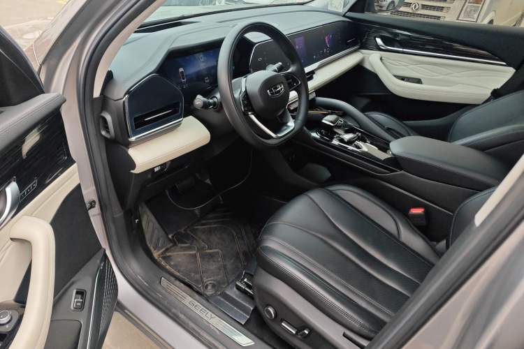 Used Geely Auto Monjaro L 2023 2.0TD High-Power Automatic Two-Wheel Drive Flagship Version Driver Seat