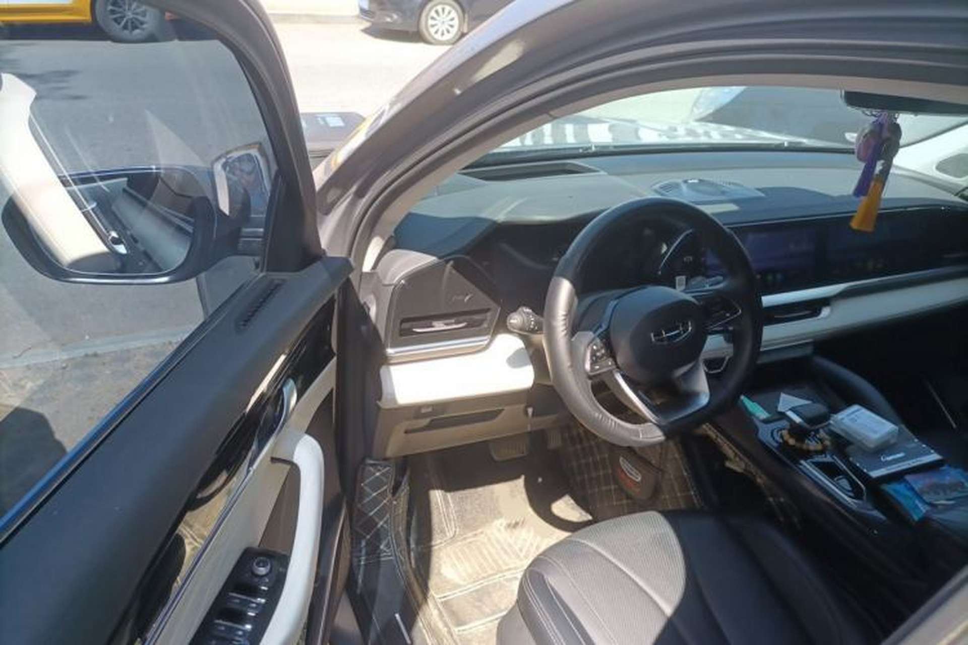 Used Geely Auto Monjaro L 2023 2.0TD High-Power Automatic Two-Wheel Drive Flagship Version Driver Seat